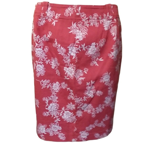 LOFT Dresses & Skirts - ANN TAYLOR LOFT Skirt size 8